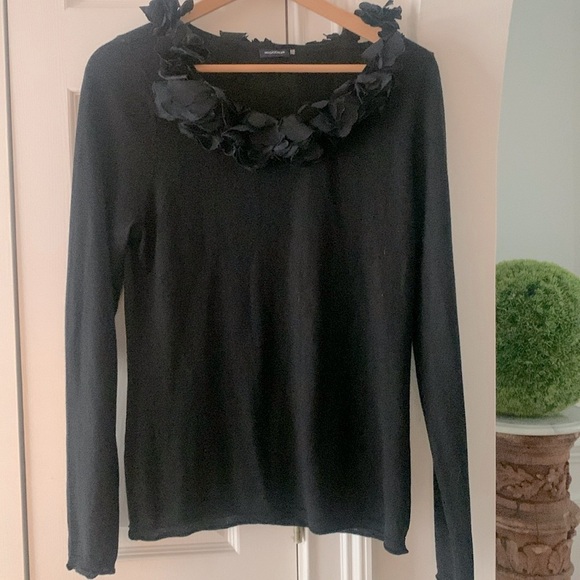 Magaschoni BLACK Sweater Silk & Cashmere Blend Flowers Trim Ruffles Large - Picture 1 of 8
